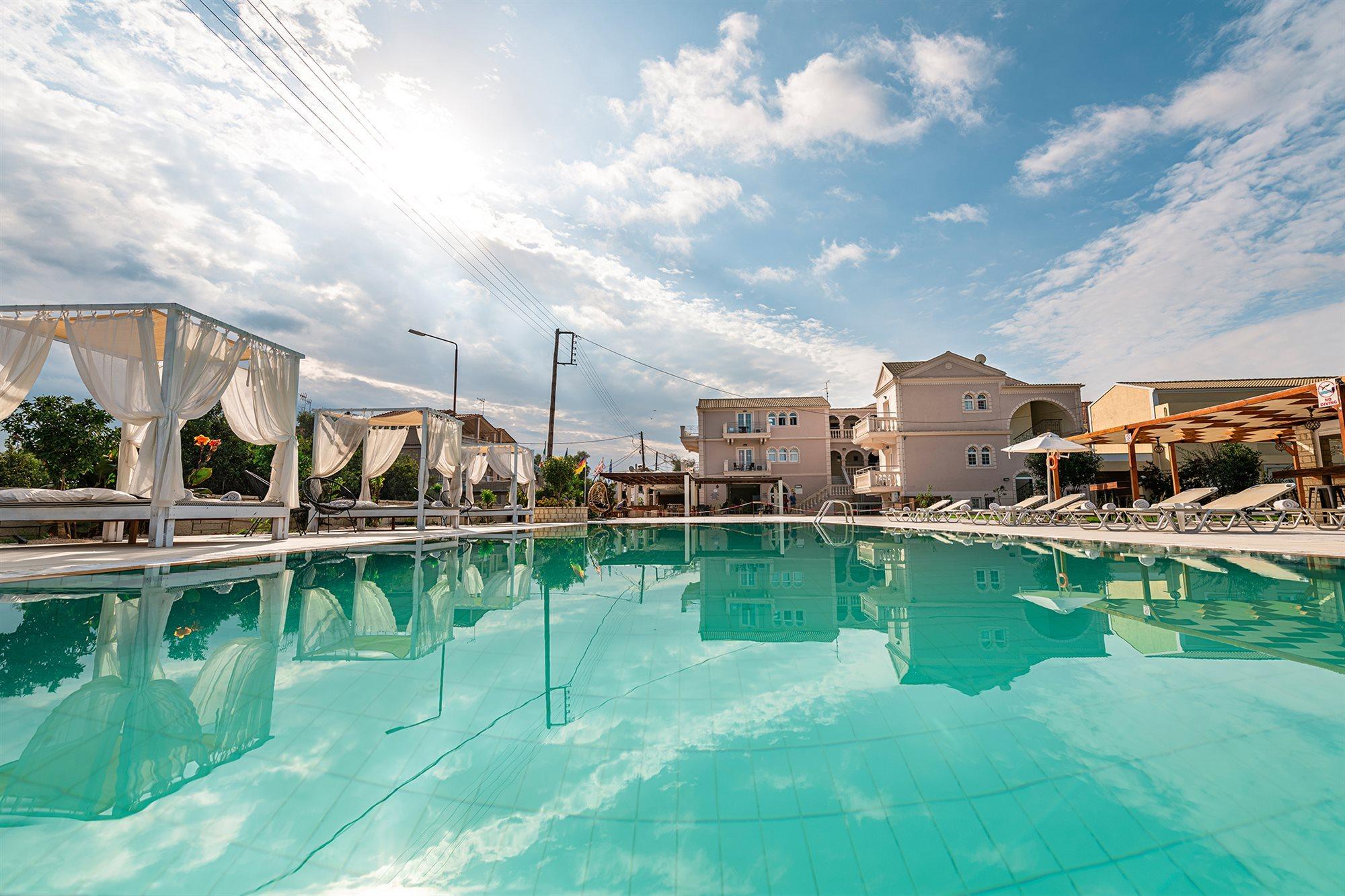Ekati Hotel Kavos Exterior photo